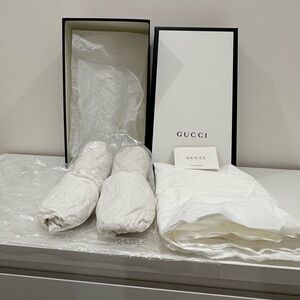 Gucci white&black shoe box with tissue/shoe stuffing papers&card|Size14.5x8.5x5